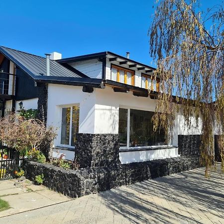 Victoria Apartment Esquel Exterior photo