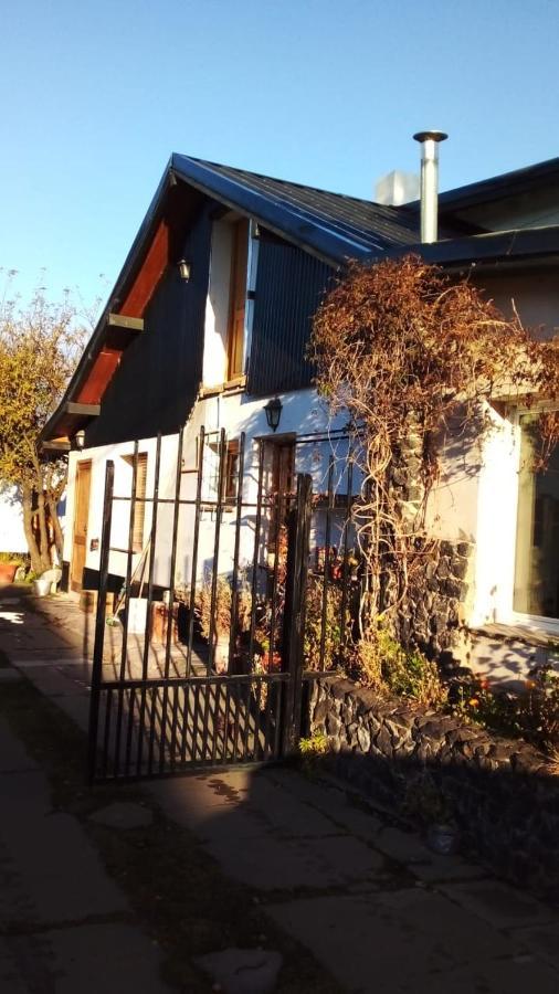 Victoria Apartment Esquel Exterior photo